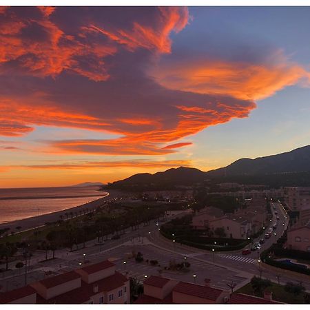 Apartamento Con Terraza, Vistas Playa Y Montana Hospitalet De L'Infant Ngoại thất bức ảnh